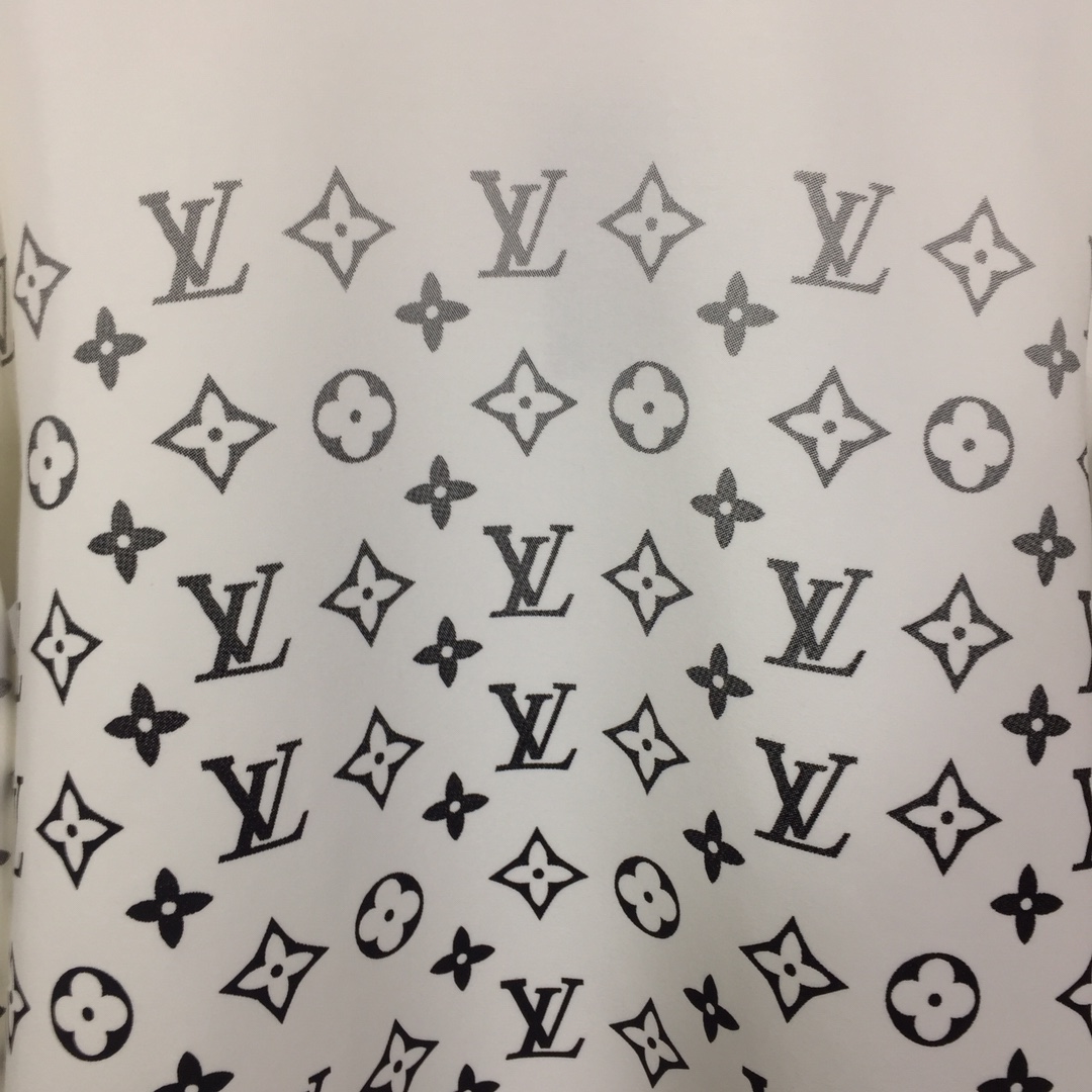 Louis Vuitton Monogram Sweatshirt - EUR FASHION