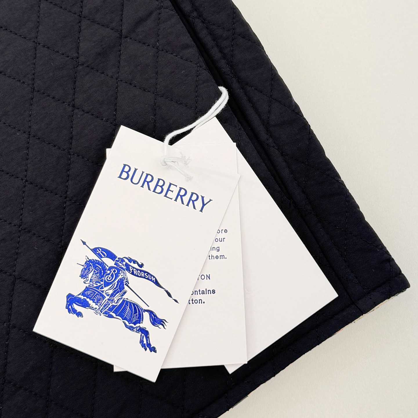 Burberry Reversible Quilted Nylon Jacket - EUR FASHION