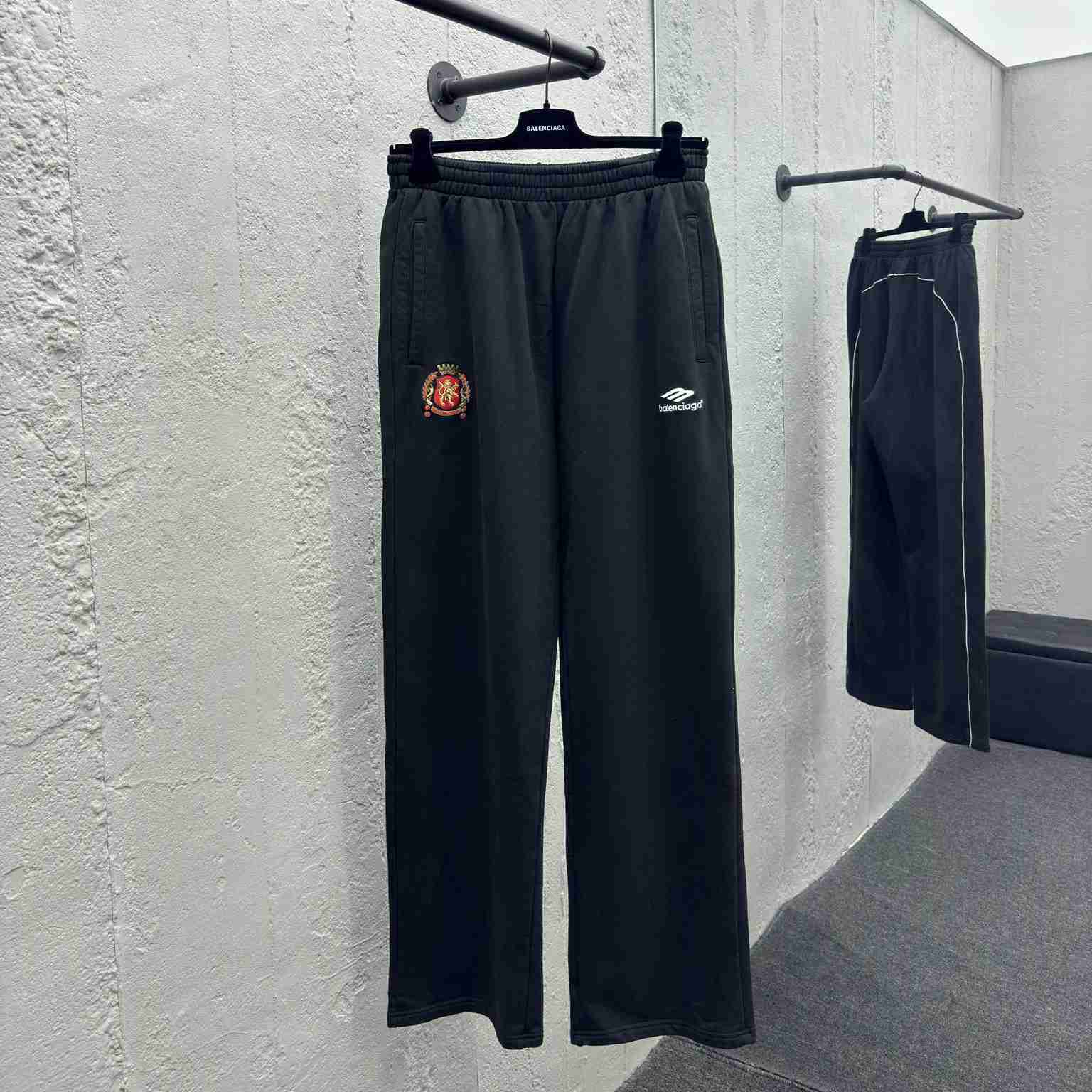 Balenciaga Soccer Tracksuit Pants - EUR FASHION