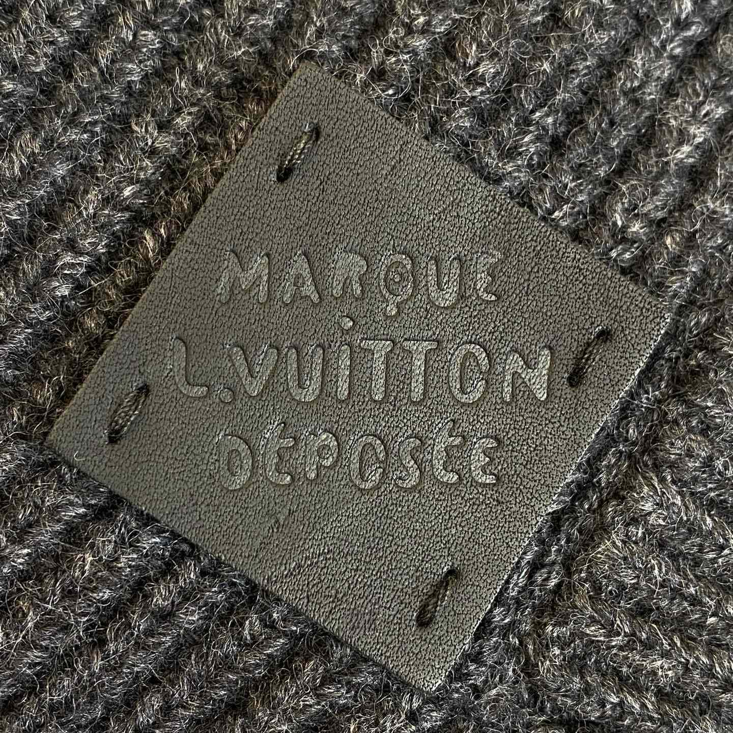 Louis Vuitton Cashmere Blend Shawl Collar Cardigan   1AFWBP - EUR FASHION