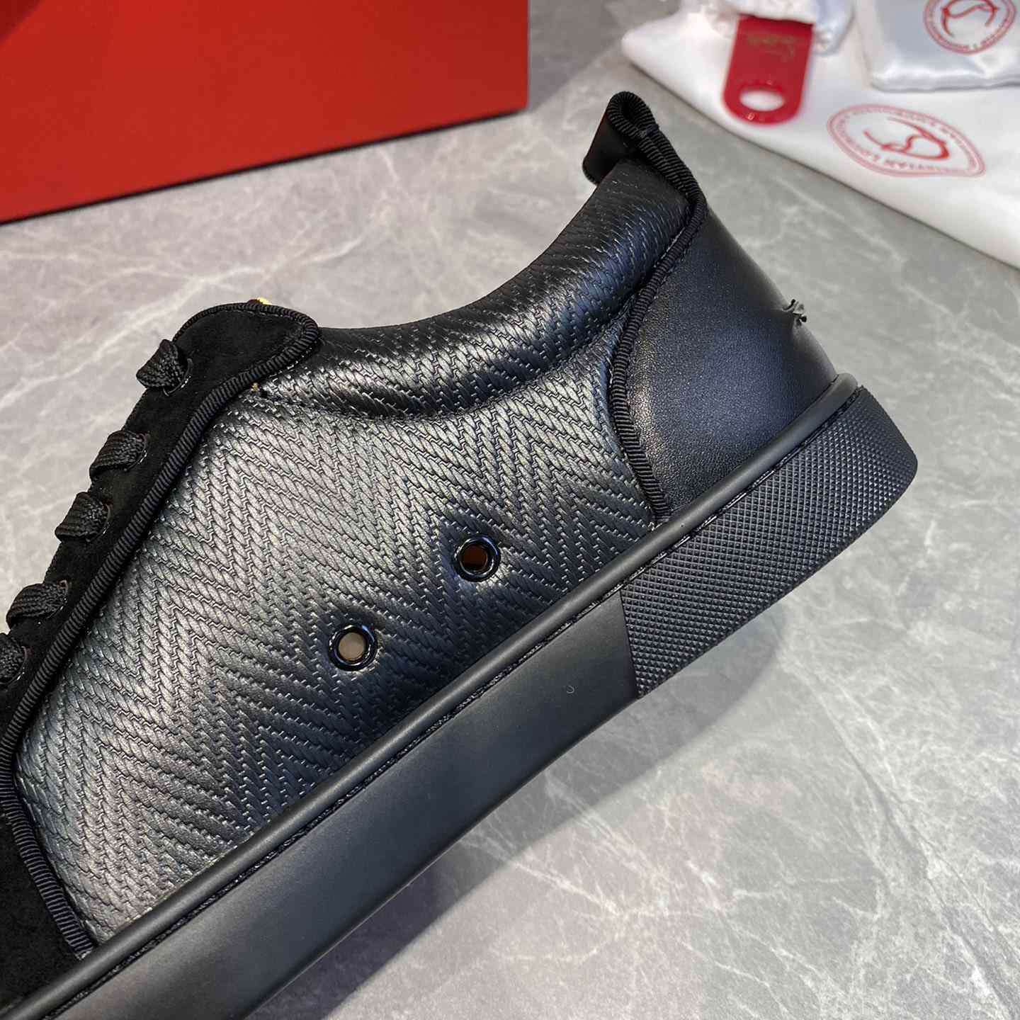 Christian Louboutin Sneakers - EUR FASHION