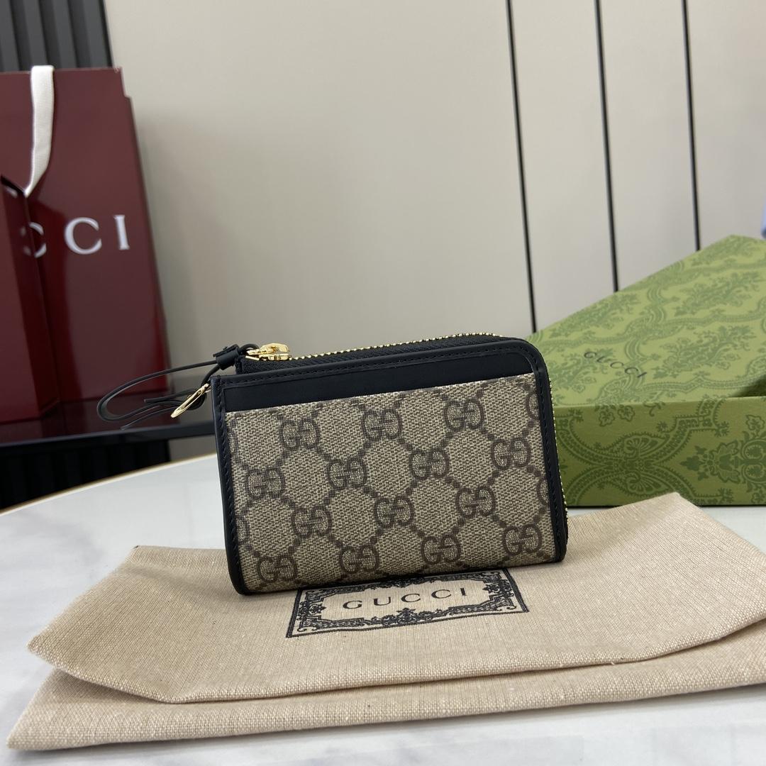 Gucci GG Emblem Zip Card Case - EUR FASHION