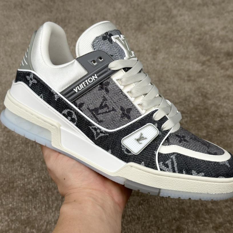 Louis Vuitton LV Trainer Sneaker  1ADHIG - EUR FASHION