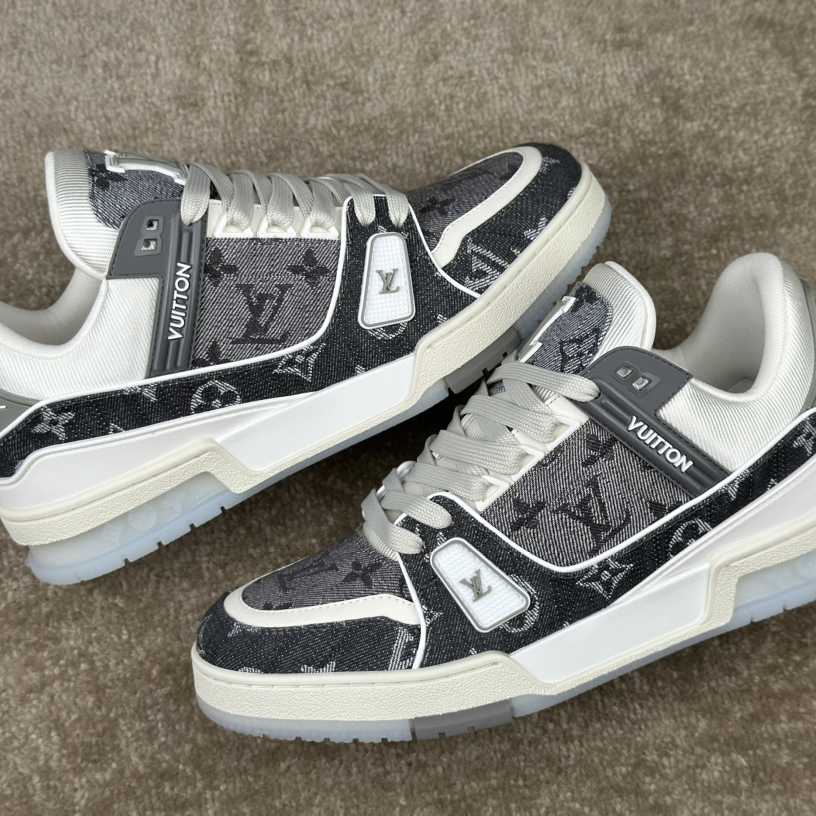 Louis Vuitton LV Trainer Sneaker  1ADHIG - EUR FASHION