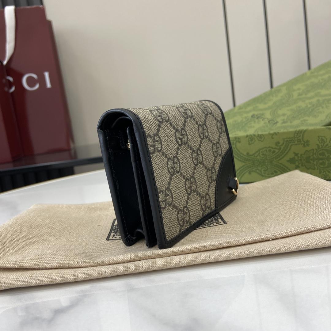 Gucci GG Emblem Mini Wallet - EUR FASHION