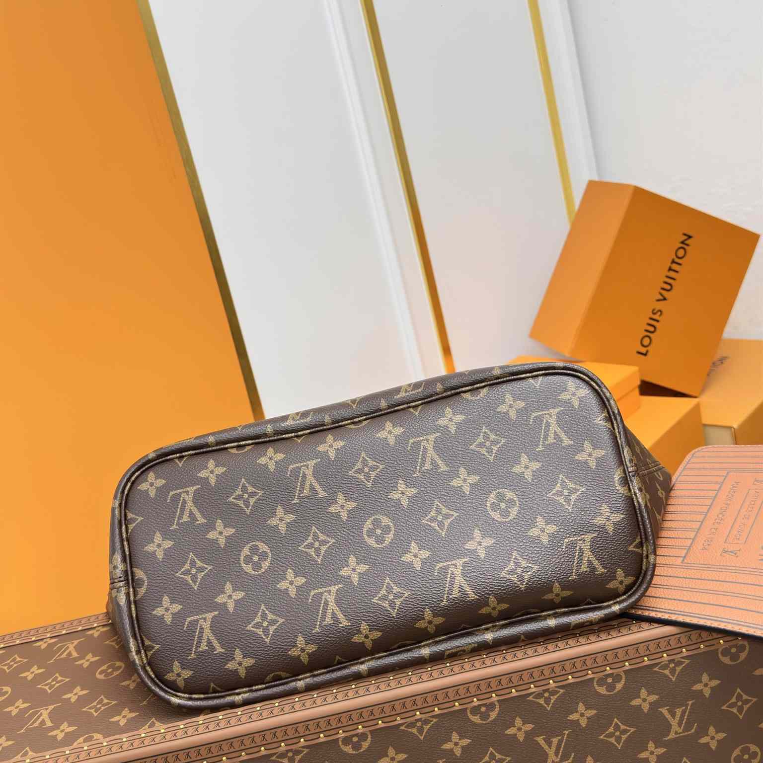 Louis Vuitton Neverfull Inside Out MM   M12061 - EUR FASHION