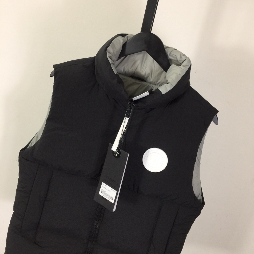 Canada Goose Down Vest - EUR FASHION