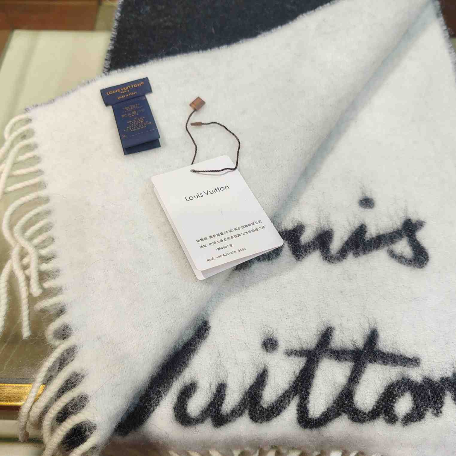 Louis Vuitton Fluffygram Scarf  M92527 - EUR FASHION