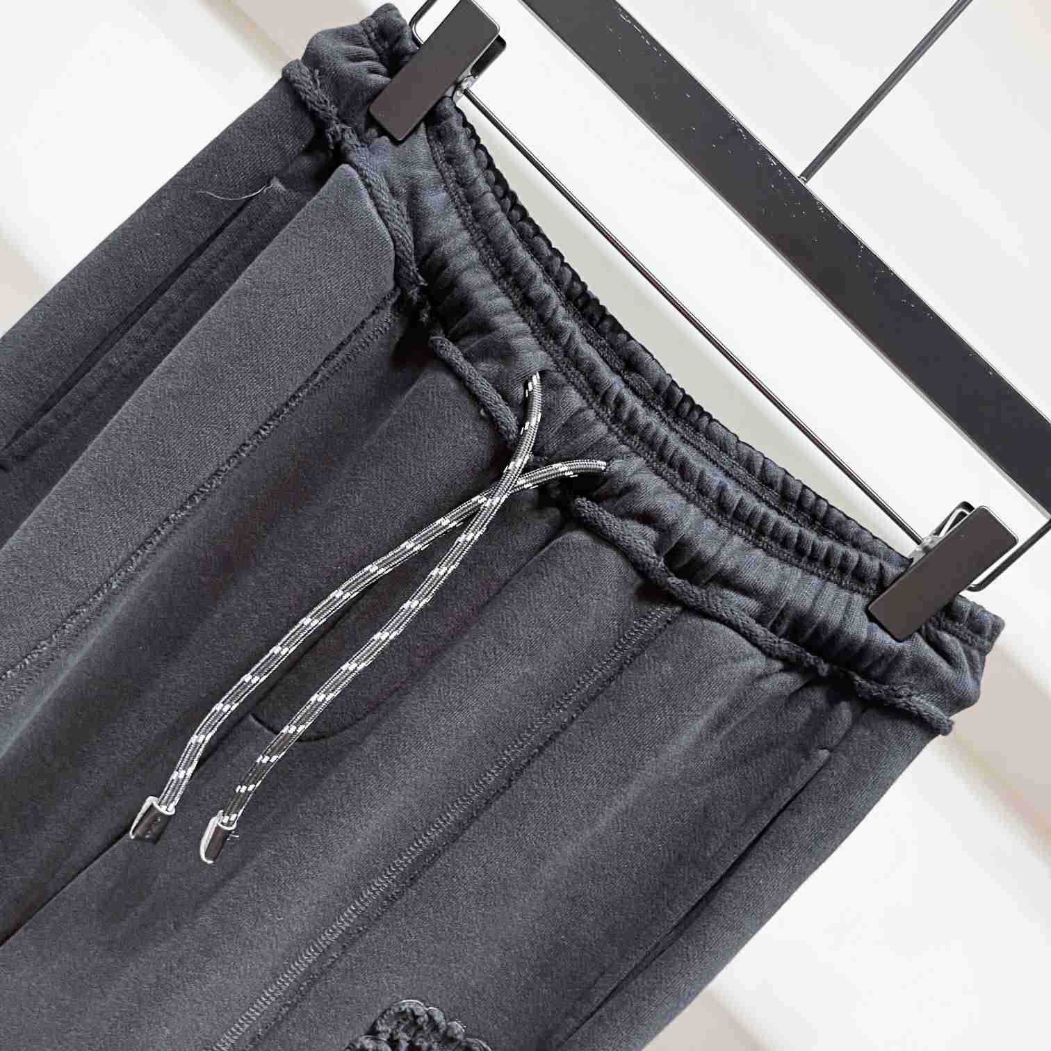 Miu Miu  Sweatpants  - EUR FASHION