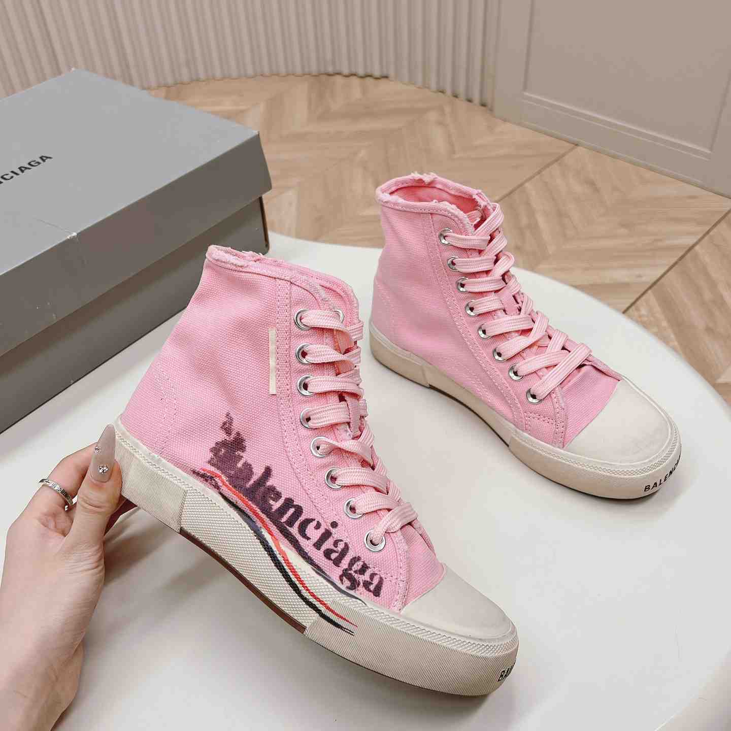 Balenciaga Paris High Top Sneakers - EUR FASHION