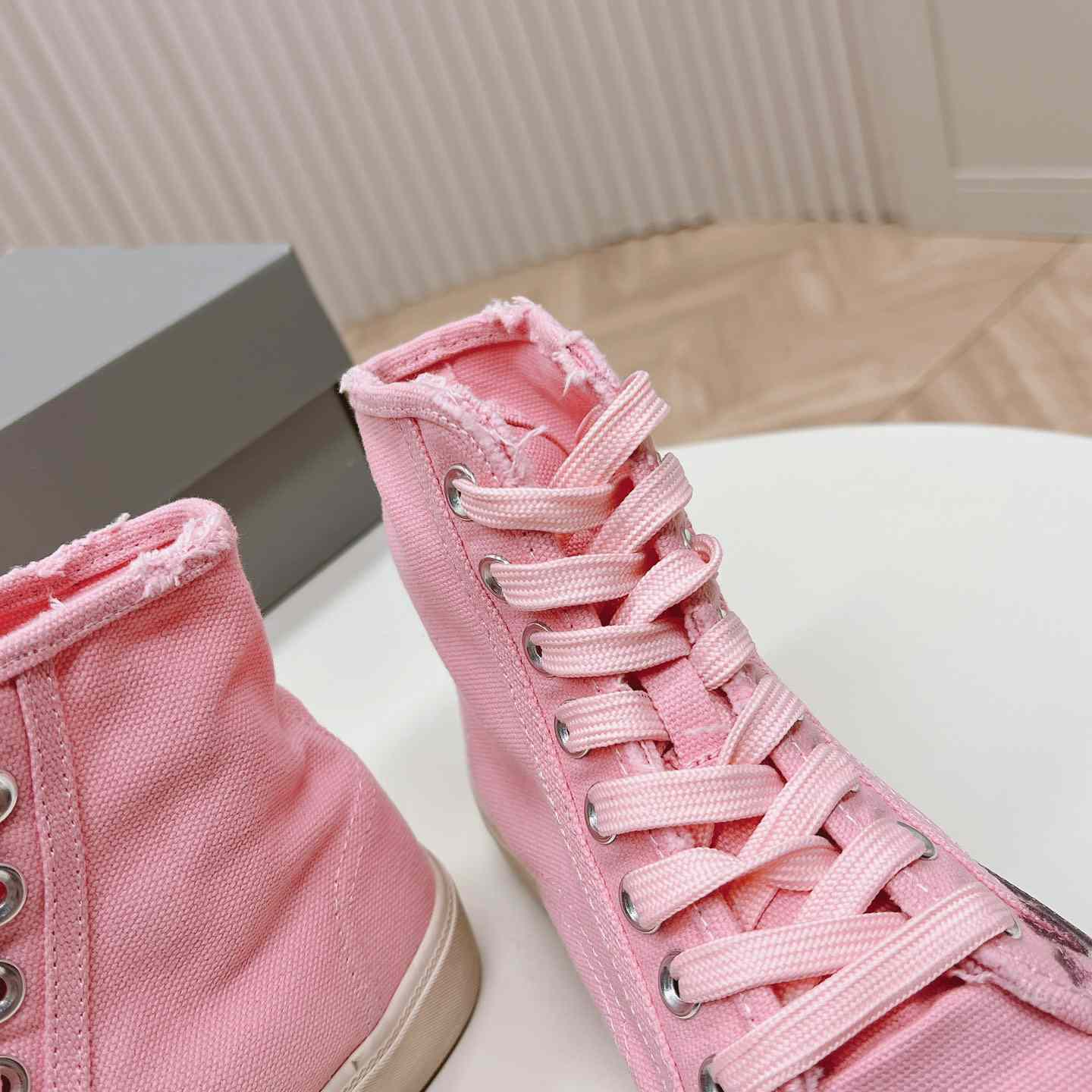 Balenciaga Paris High Top Sneakers - EUR FASHION