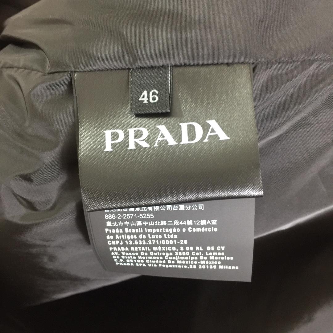 Prada Logo-appliqué Hooded Jacket - EUR FASHION