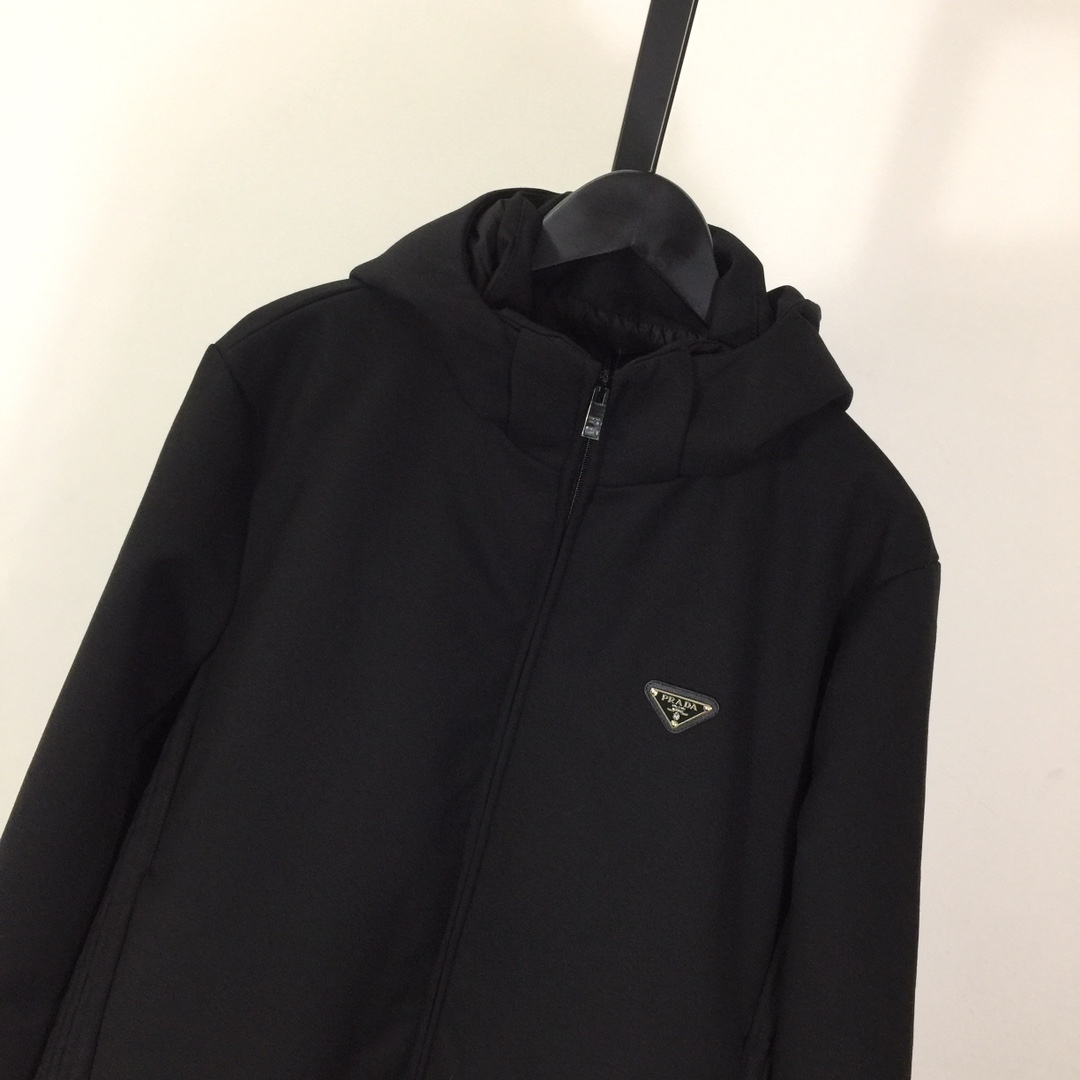 Prada Logo-appliqué Hooded Jacket - EUR FASHION