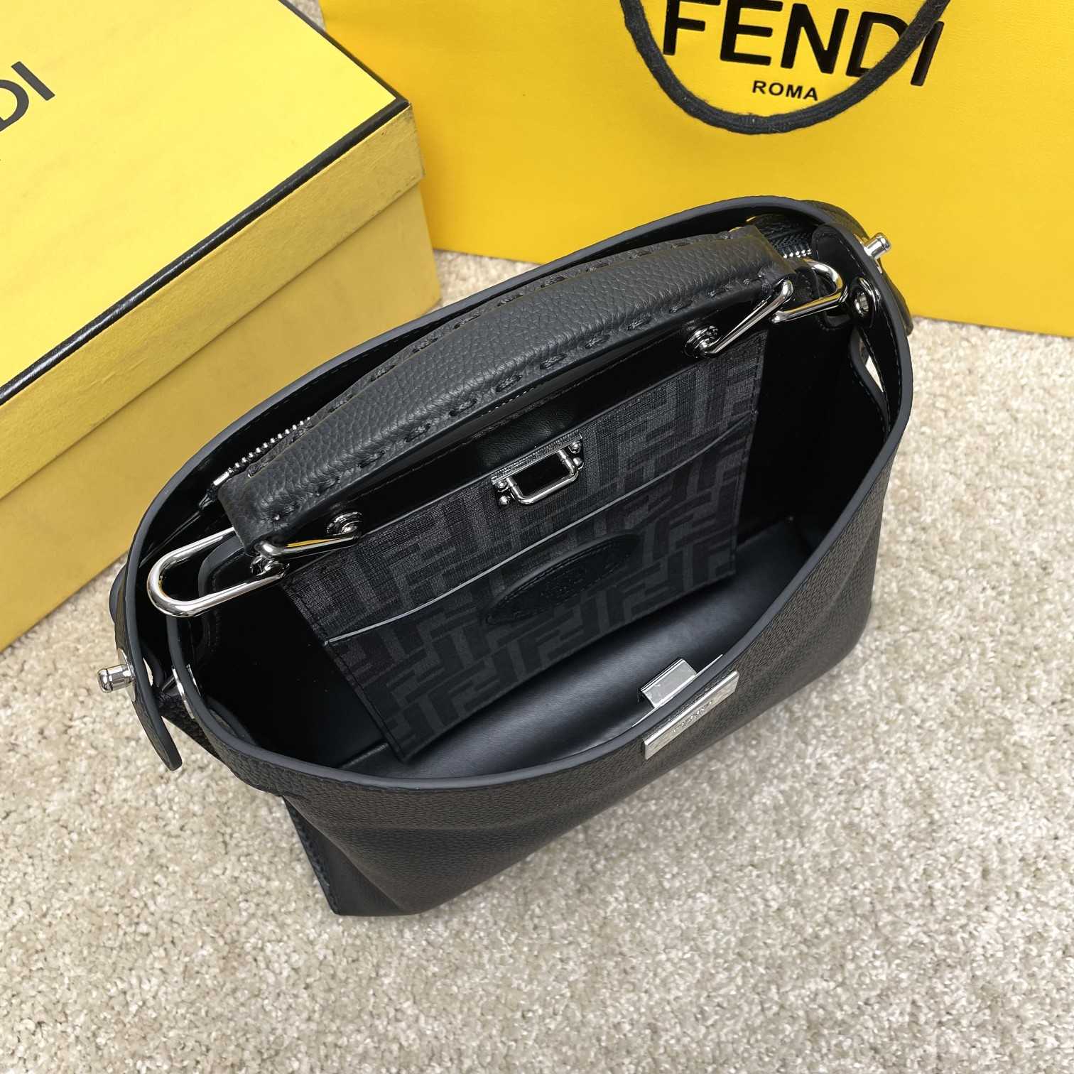 Fendi Peekaboo  - EUR FASHION