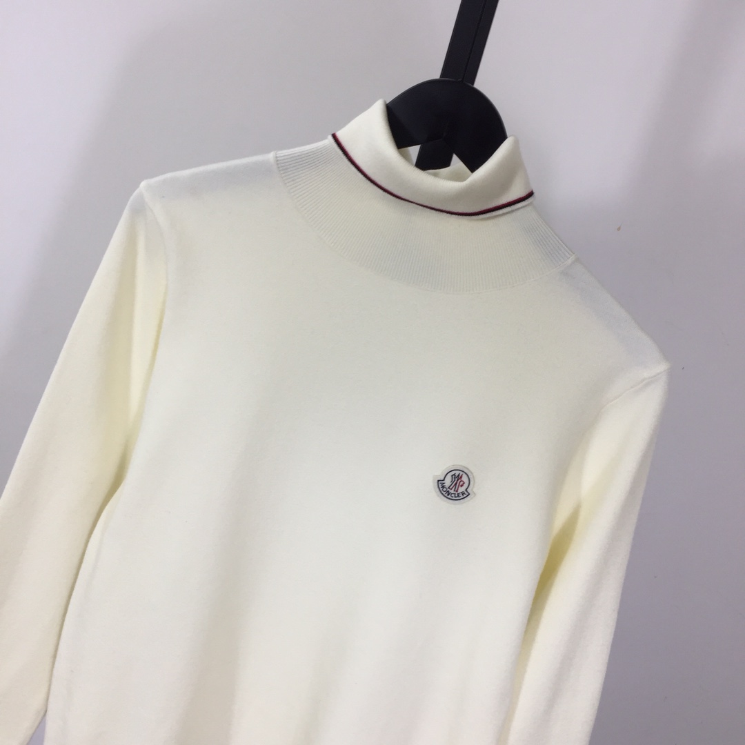 Moncler Logo Sweater - EUR FASHION