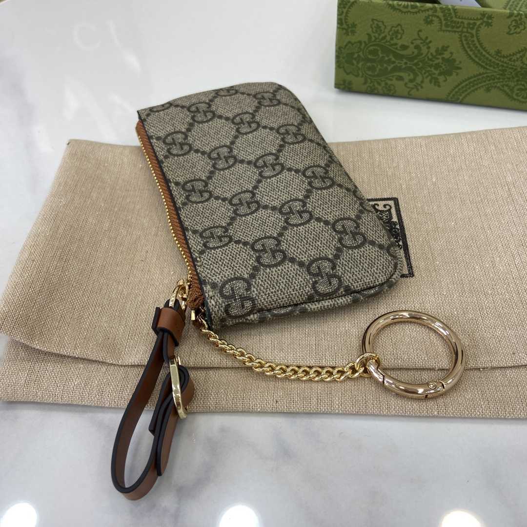 Gucci GG Emblem Key Case - EUR FASHION