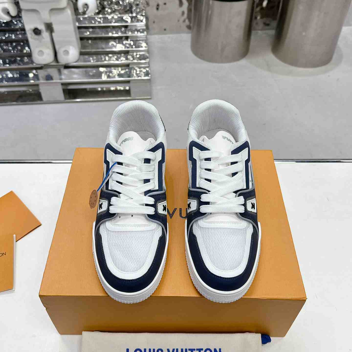 Louis Vuitton LV Trainer Sneaker   1AD6TJ - EUR FASHION