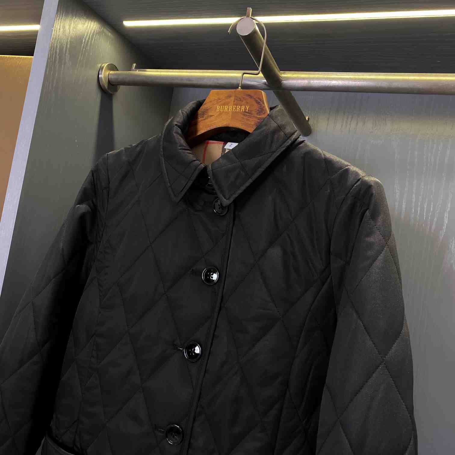 Burberry Quilted Thermoregulated Jacket - EUR FASHION