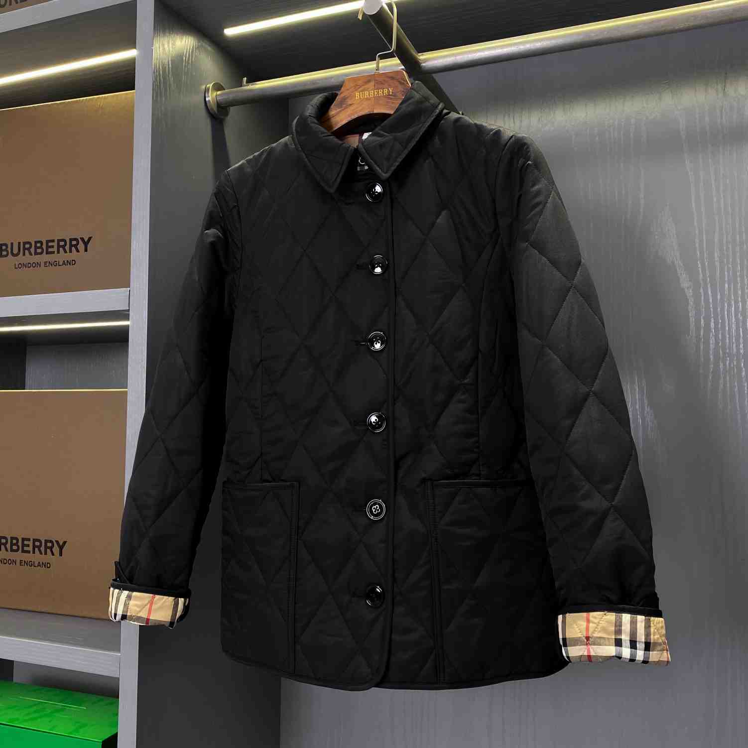 Burberry Quilted Thermoregulated Jacket - EUR FASHION