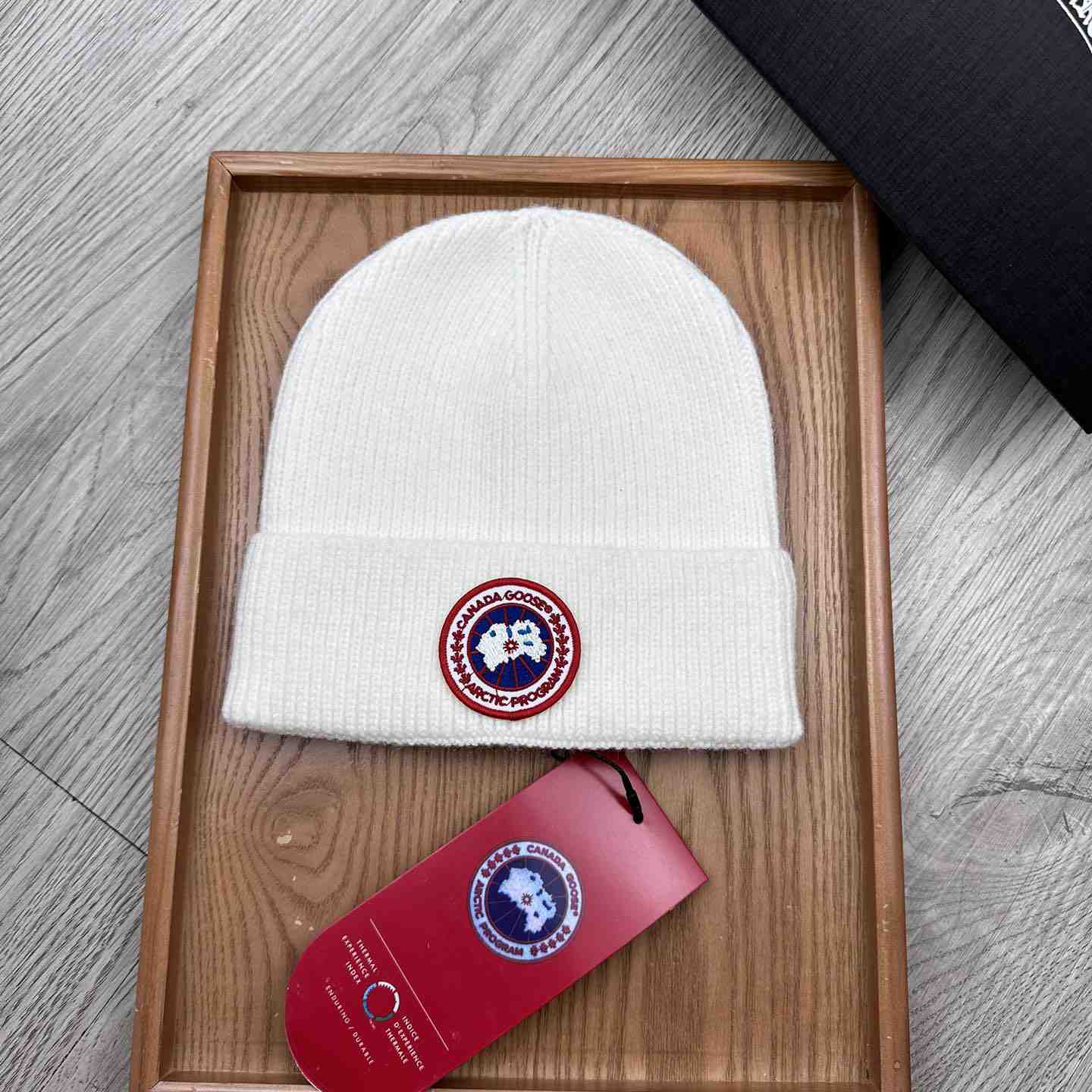 Canada Goose Beanie  - EUR FASHION