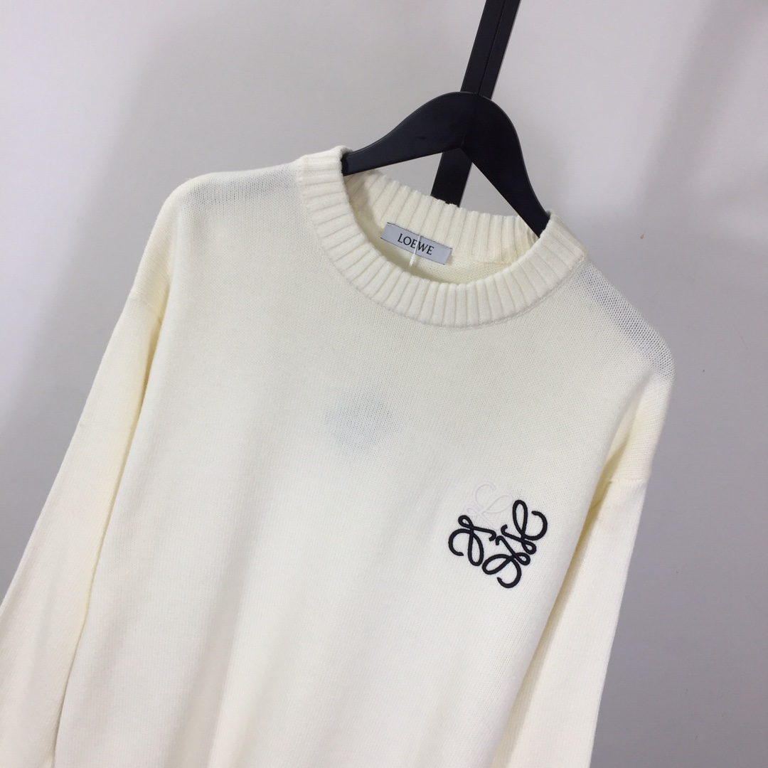 Loewe Logo Sweater - EUR FASHION