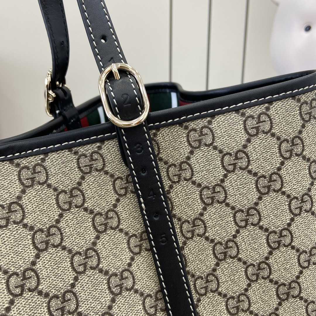 Gucci GG Emblem Large Tote Bag - EUR FASHION