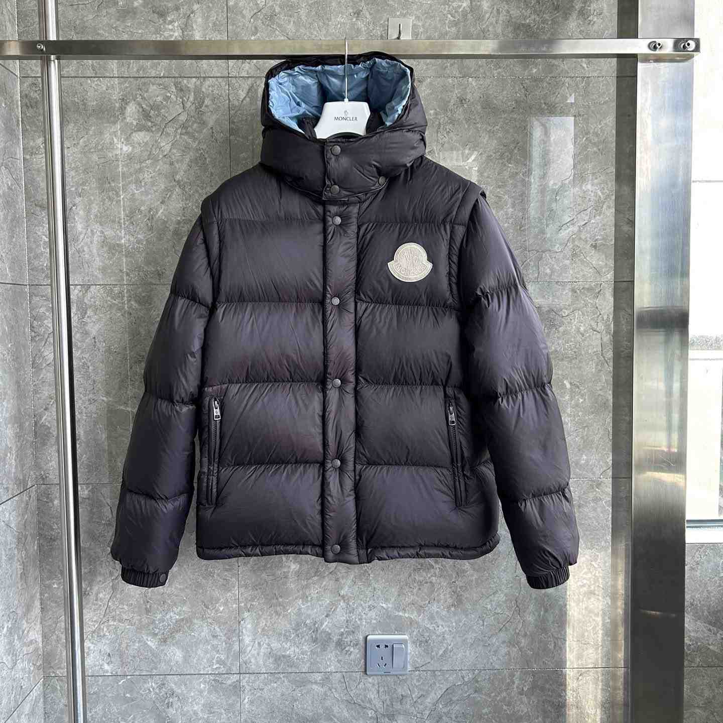 Moncler Cyclone 2-IN-1 Short Down Jacket - EUR FASHION