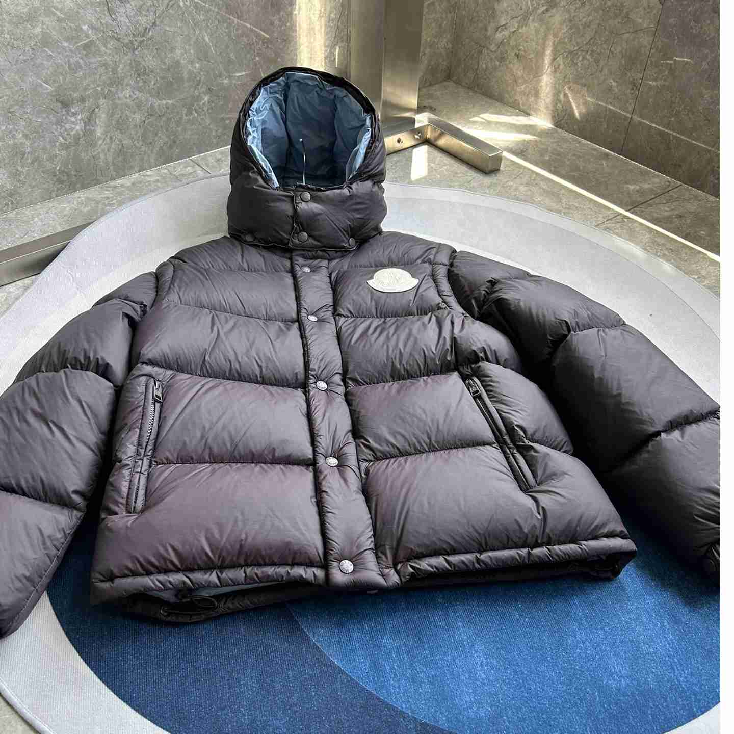 Moncler Cyclone 2-IN-1 Short Down Jacket - EUR FASHION