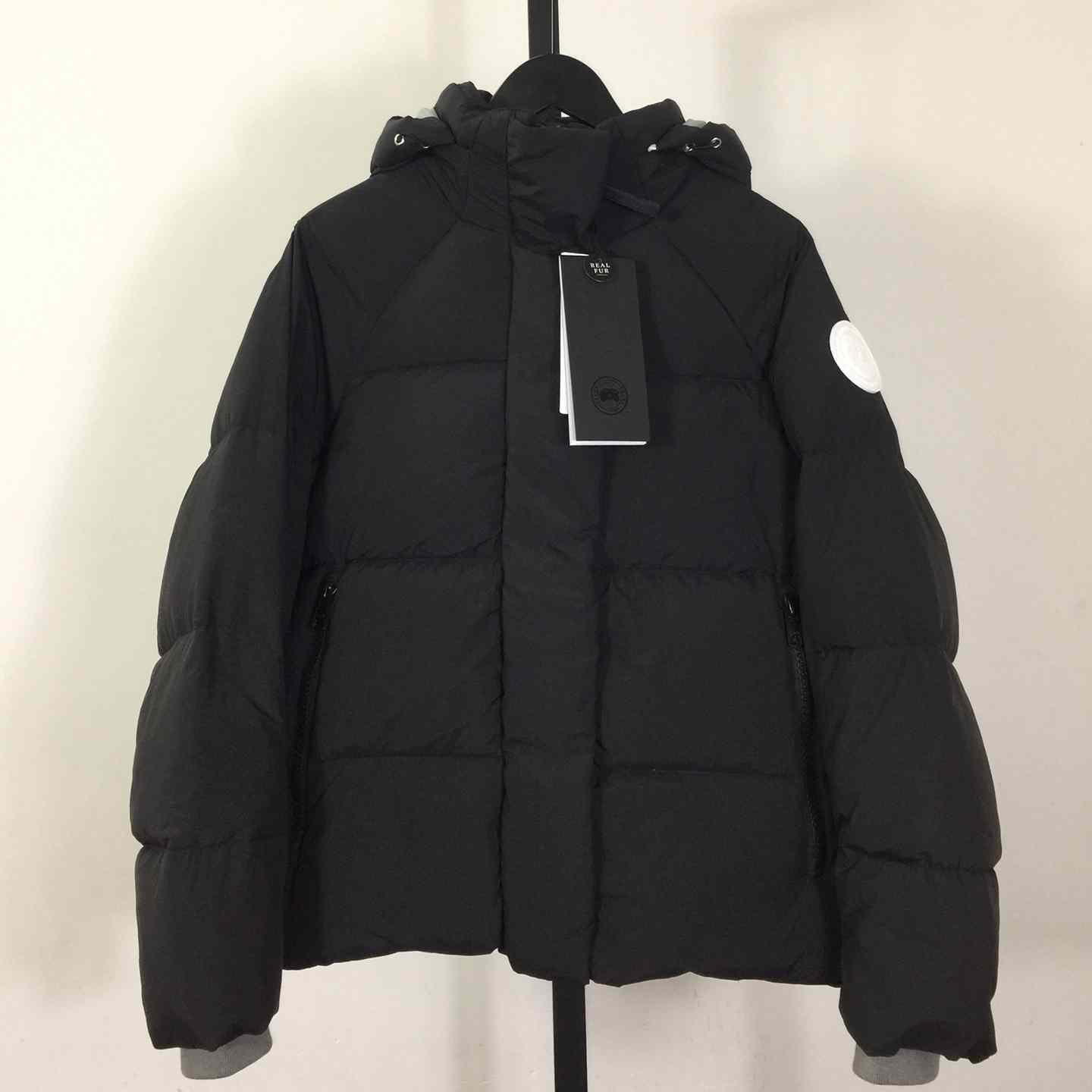 Canada Goose Hooded Jacket - EUR FASHION