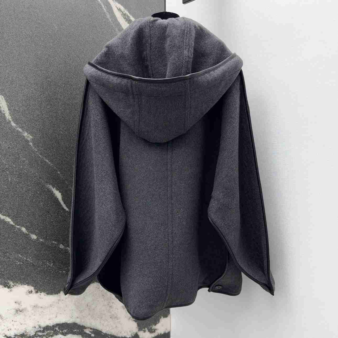 Bottega Veneta Gray Wool Cape Coat - EUR FASHION