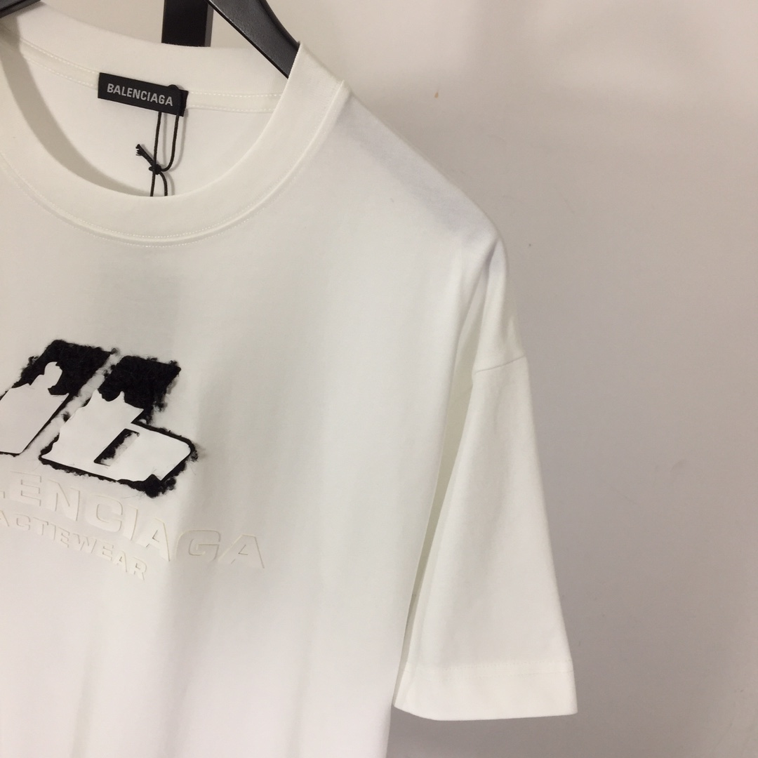 Balenciaga Logo T-Shirt - EUR FASHION