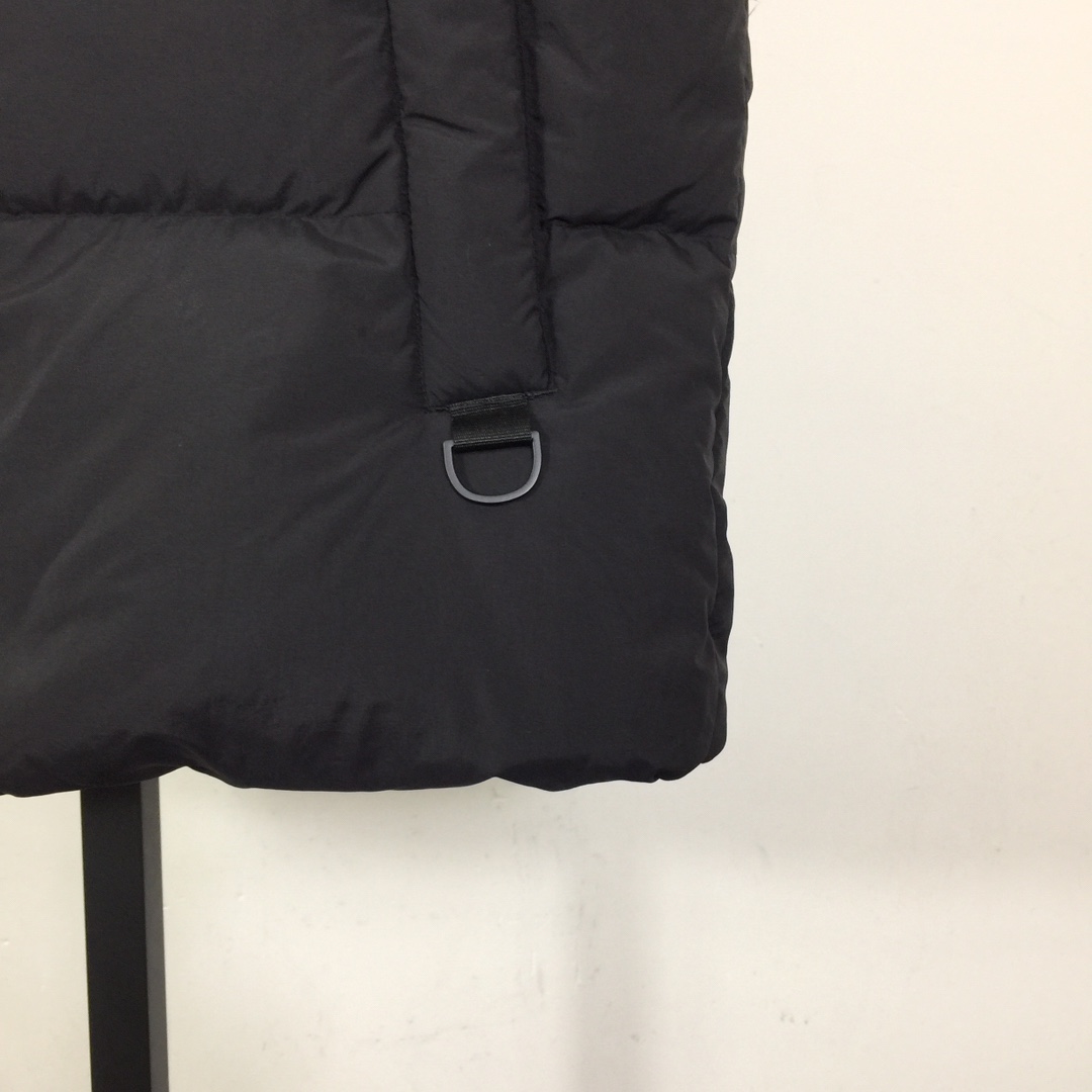 Canada Goose Down Vest - EUR FASHION