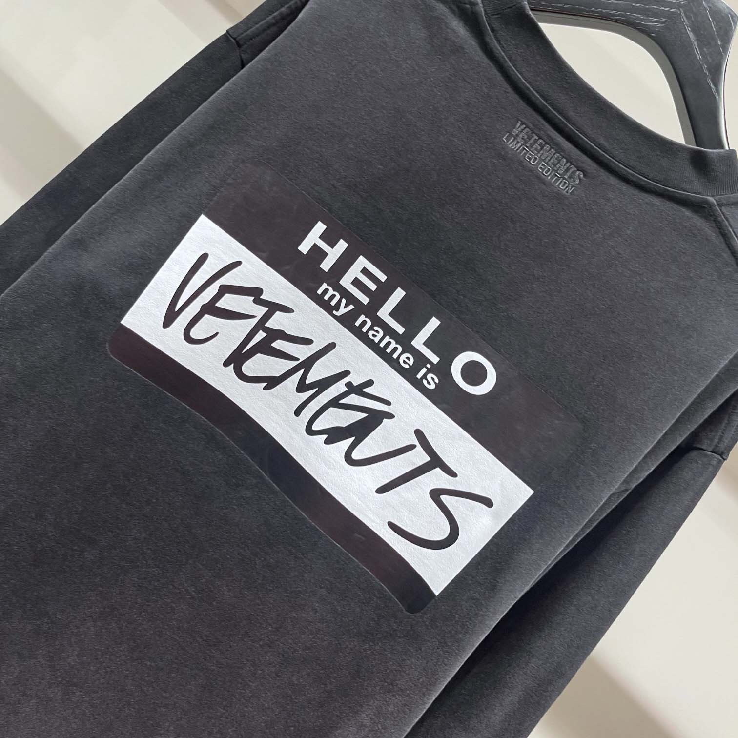 Vetements 'Hello 'Cotton Sweatshirt - EUR FASHION