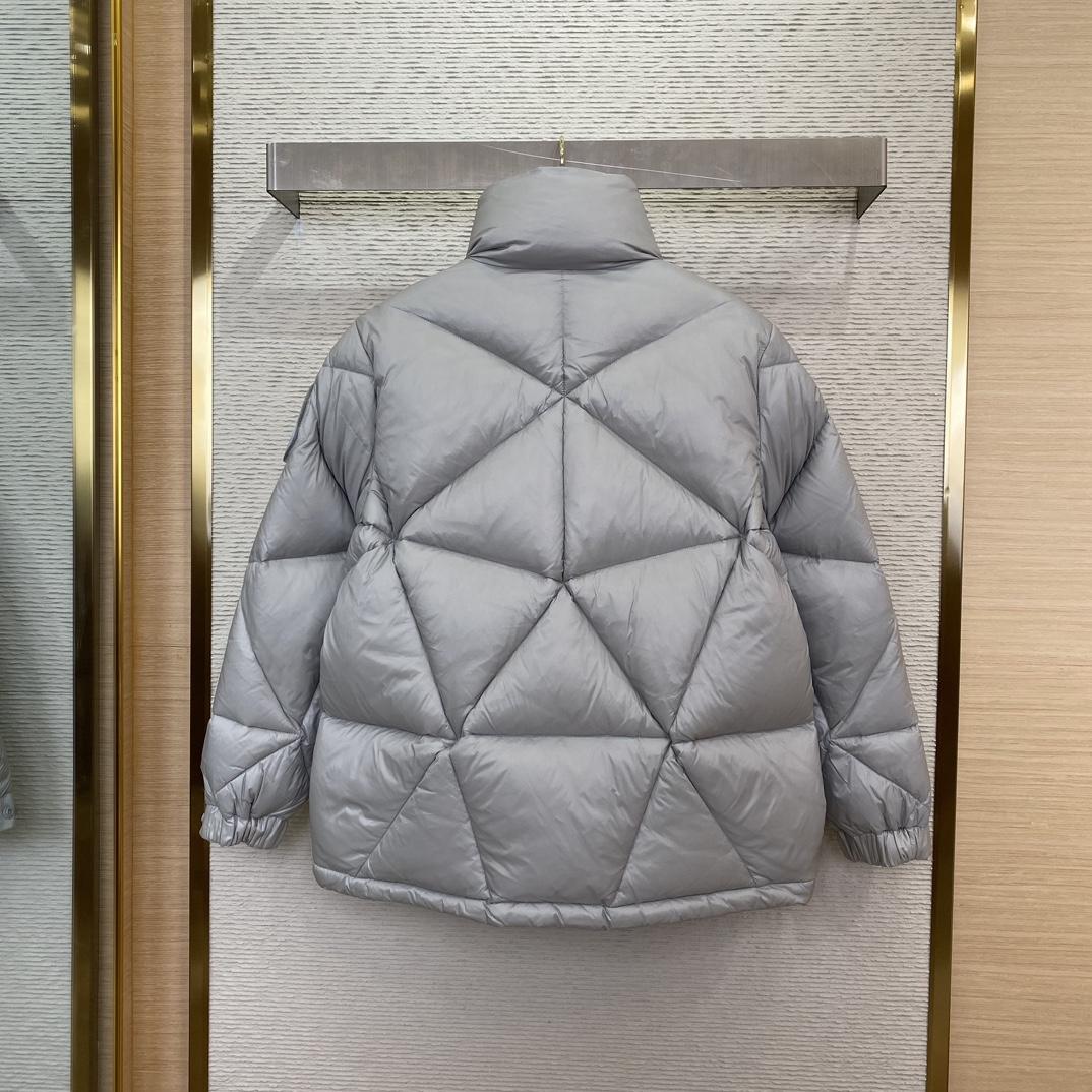 Moncler x Pharrell Oak Short Down Jacket - EUR FASHION