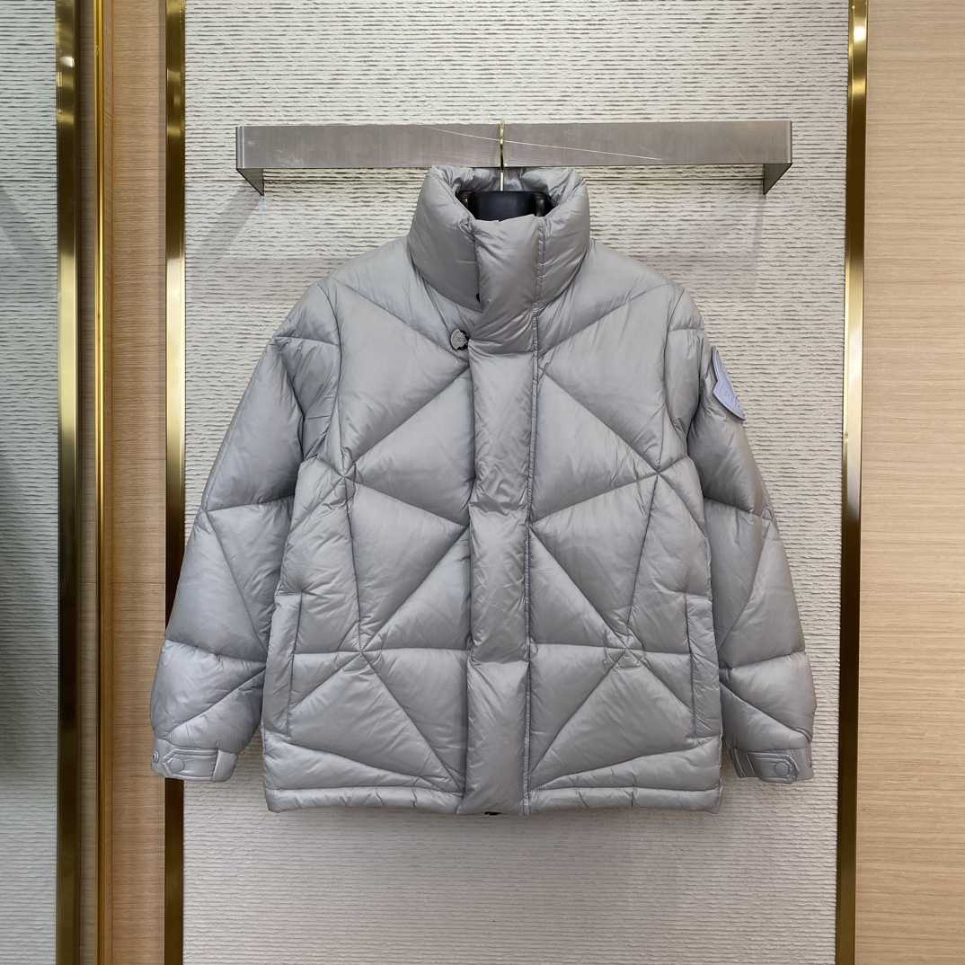 Moncler x Pharrell Oak Short Down Jacket - EUR FASHION