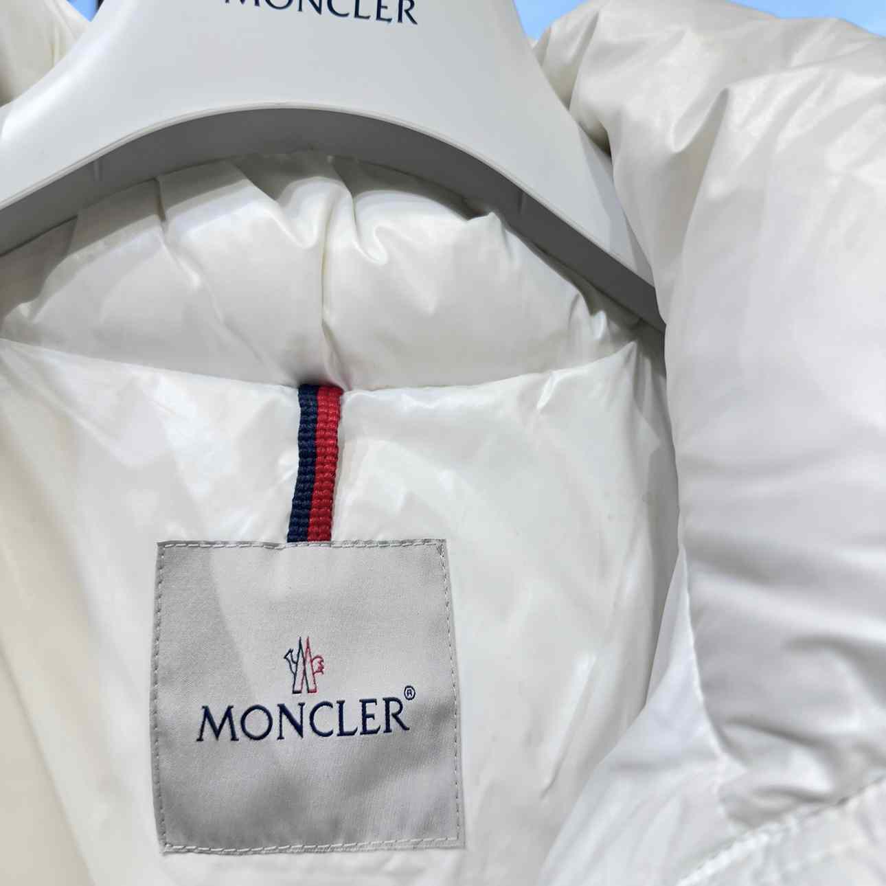 Moncler Maire Hooded Short Down Jacket - EUR FASHION