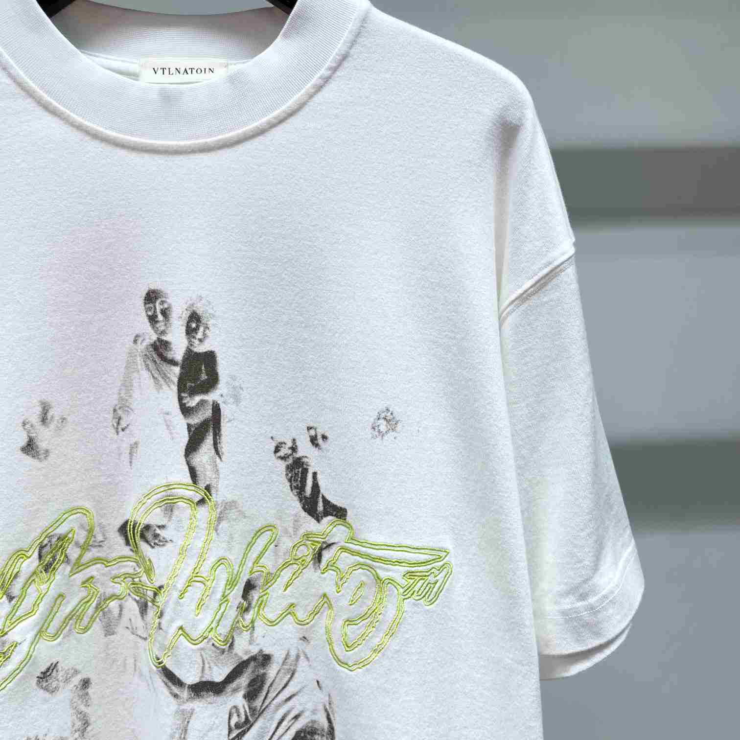 Off-White Script Mary Skate T-Shirt - EUR FASHION