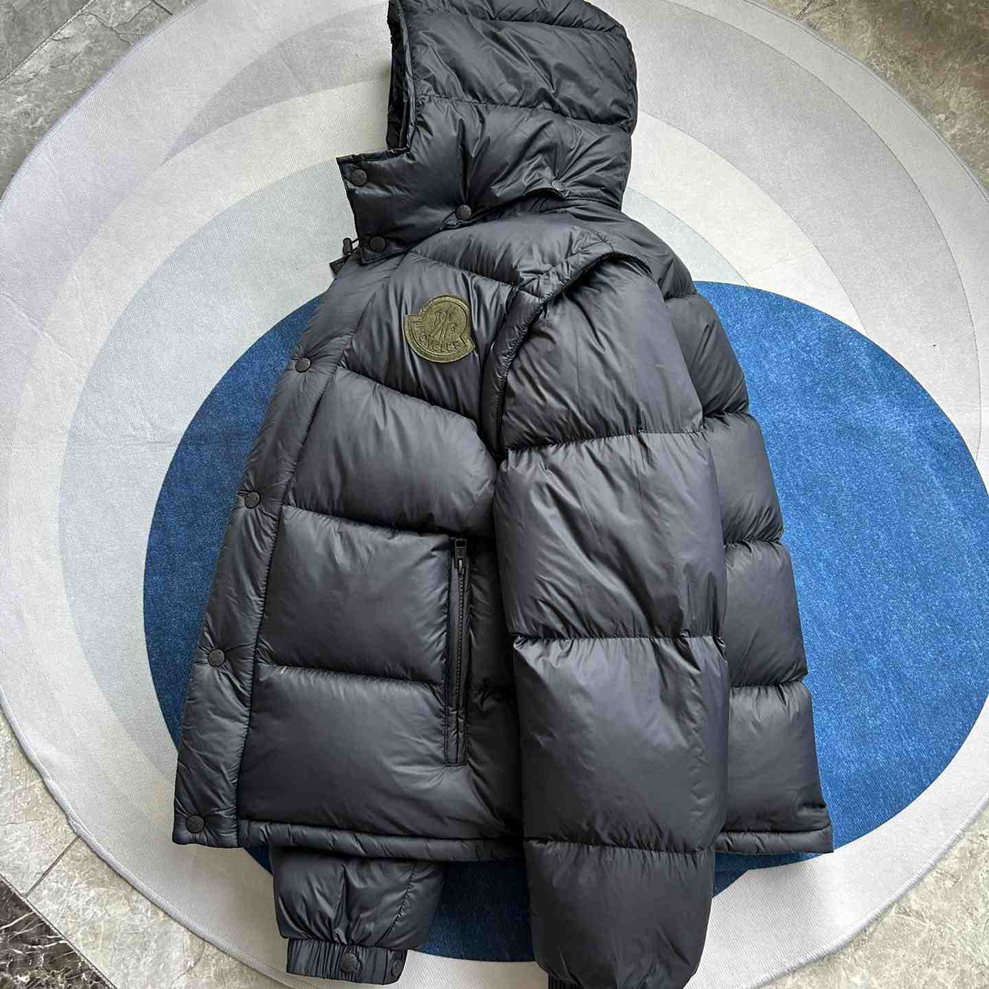 Moncler Cyclone 2-IN-1 Short Down Jacket - EUR FASHION