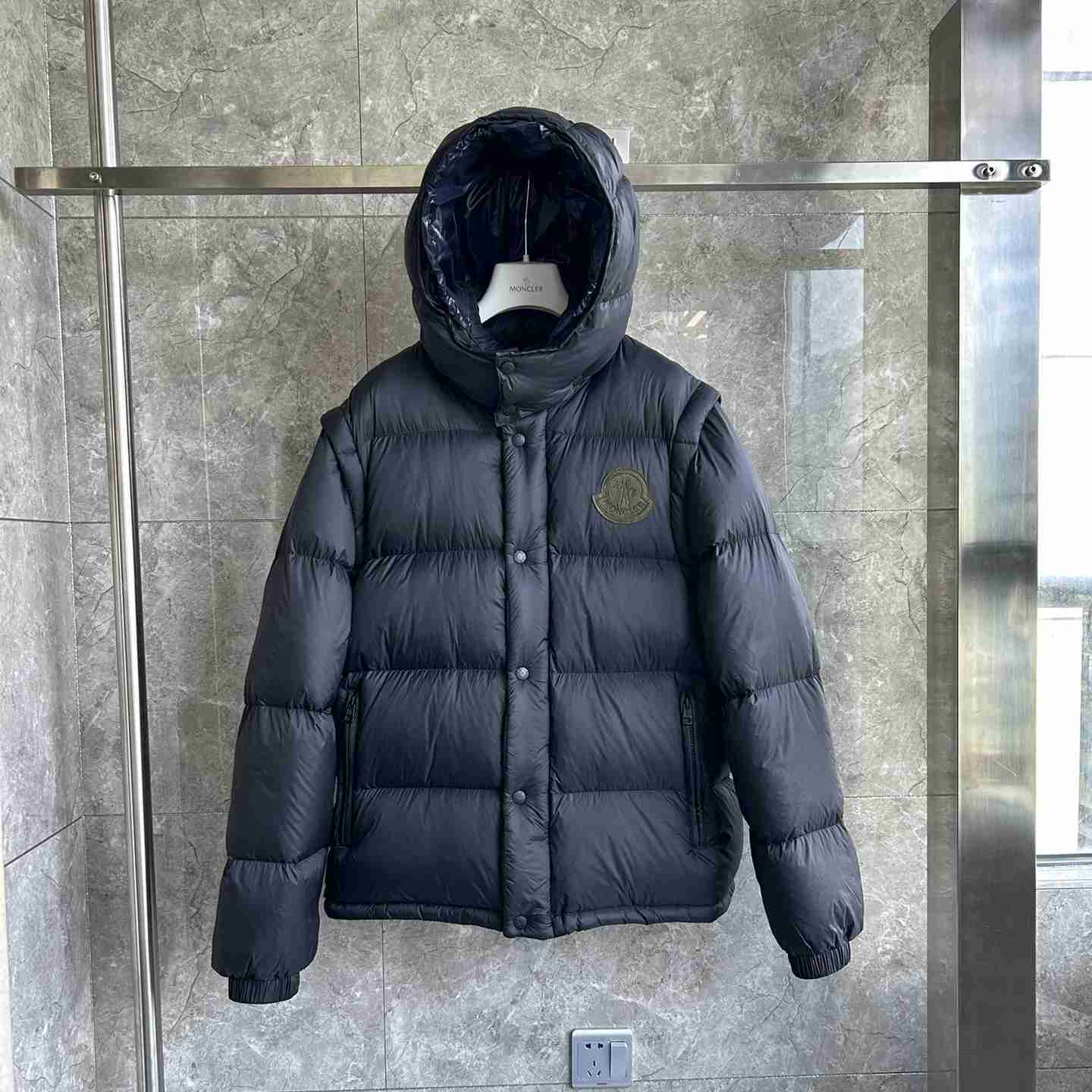 Moncler Cyclone 2-IN-1 Short Down Jacket - EUR FASHION