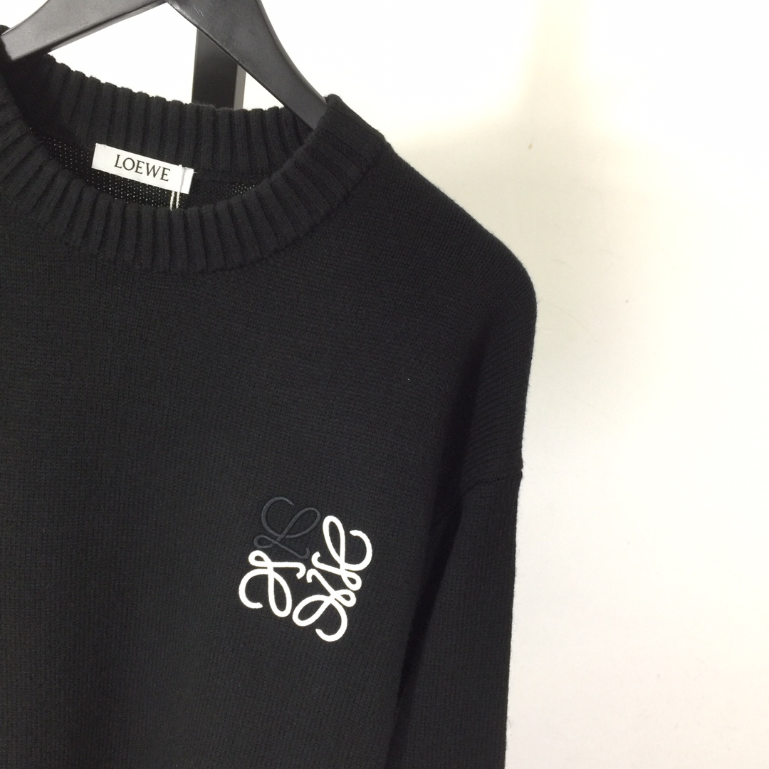 Loewe Logo Sweater - EUR FASHION