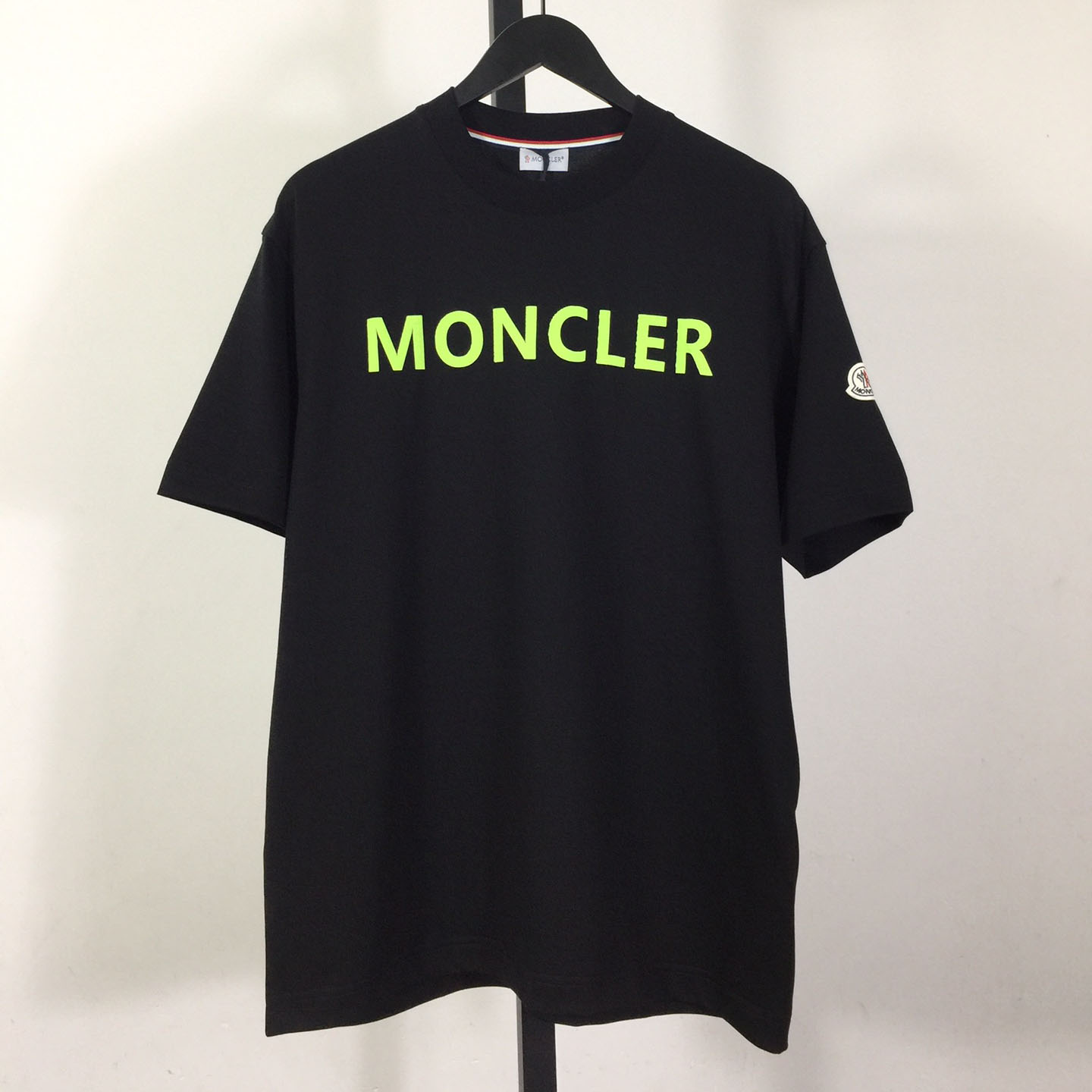 Moncler Logo T-Shirt - EUR FASHION