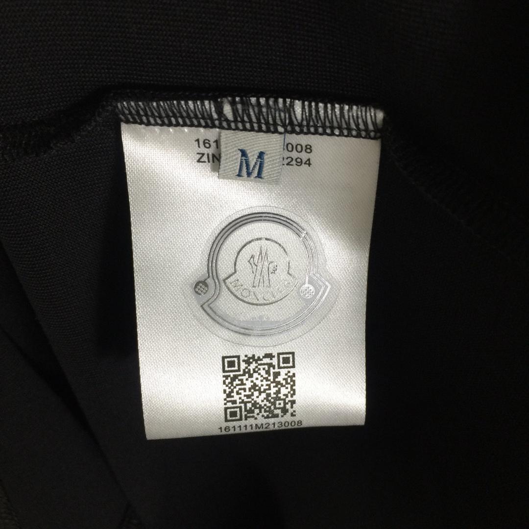 Moncler Logo T-Shirt - EUR FASHION