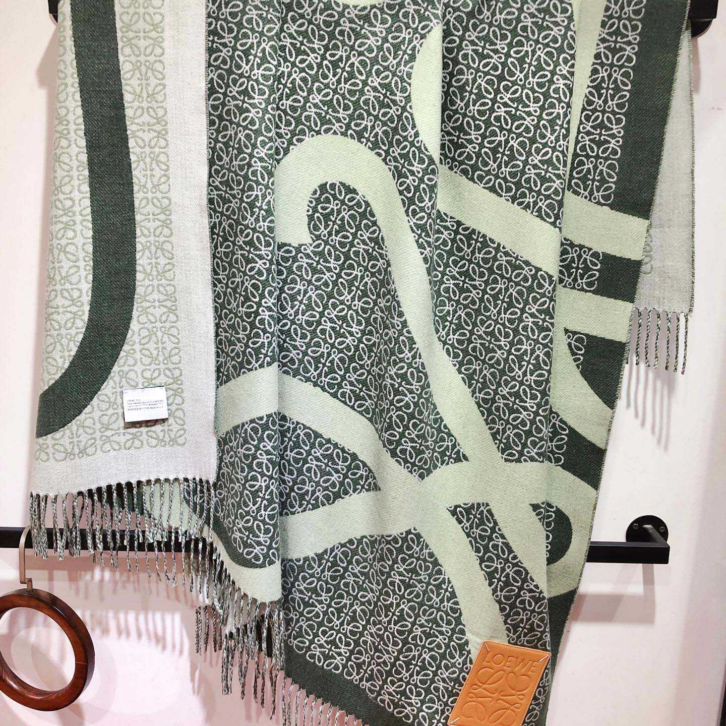 Loewe Anagram Blanket In Wool - EUR FASHION