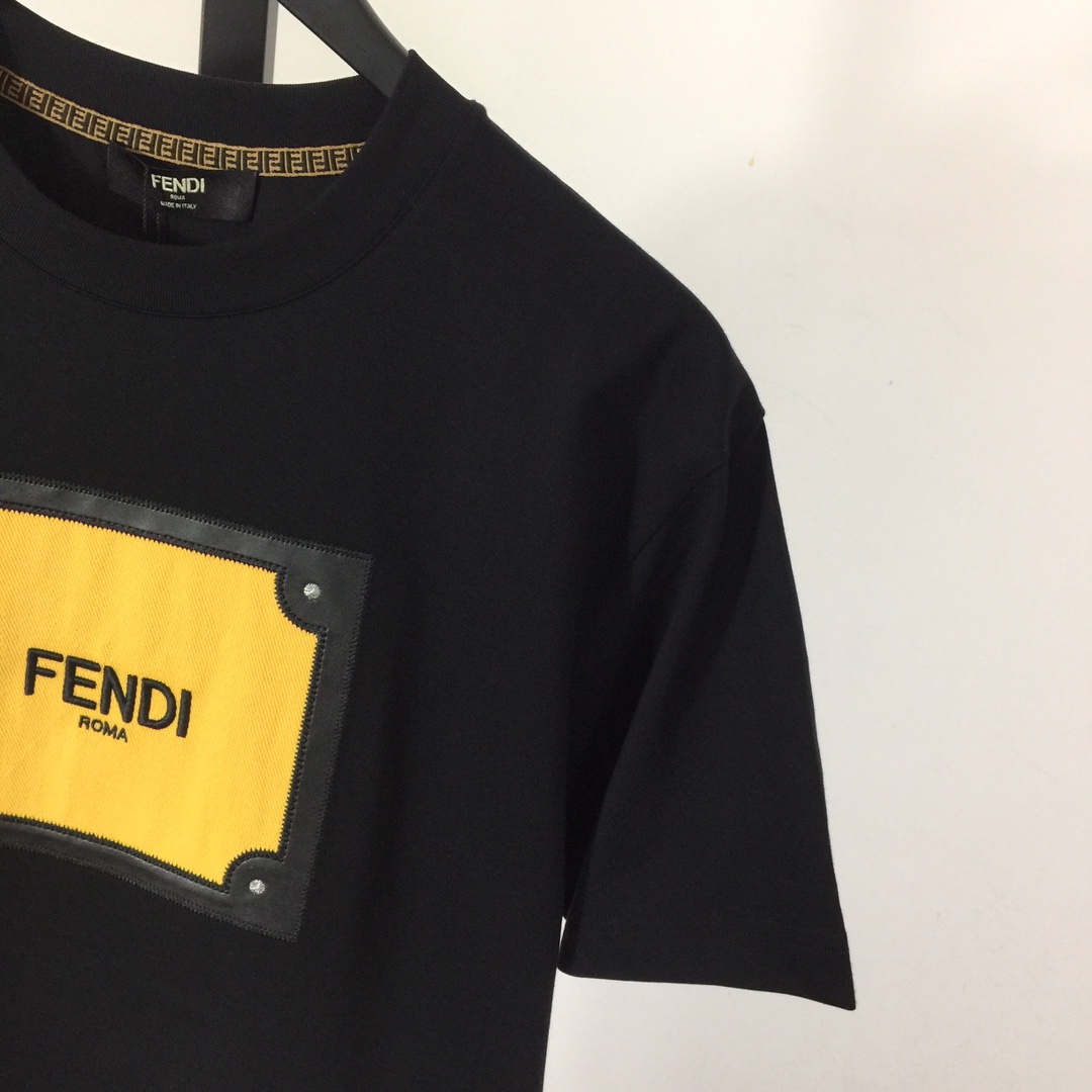 Fendi Cotton T-shirt - EUR FASHION