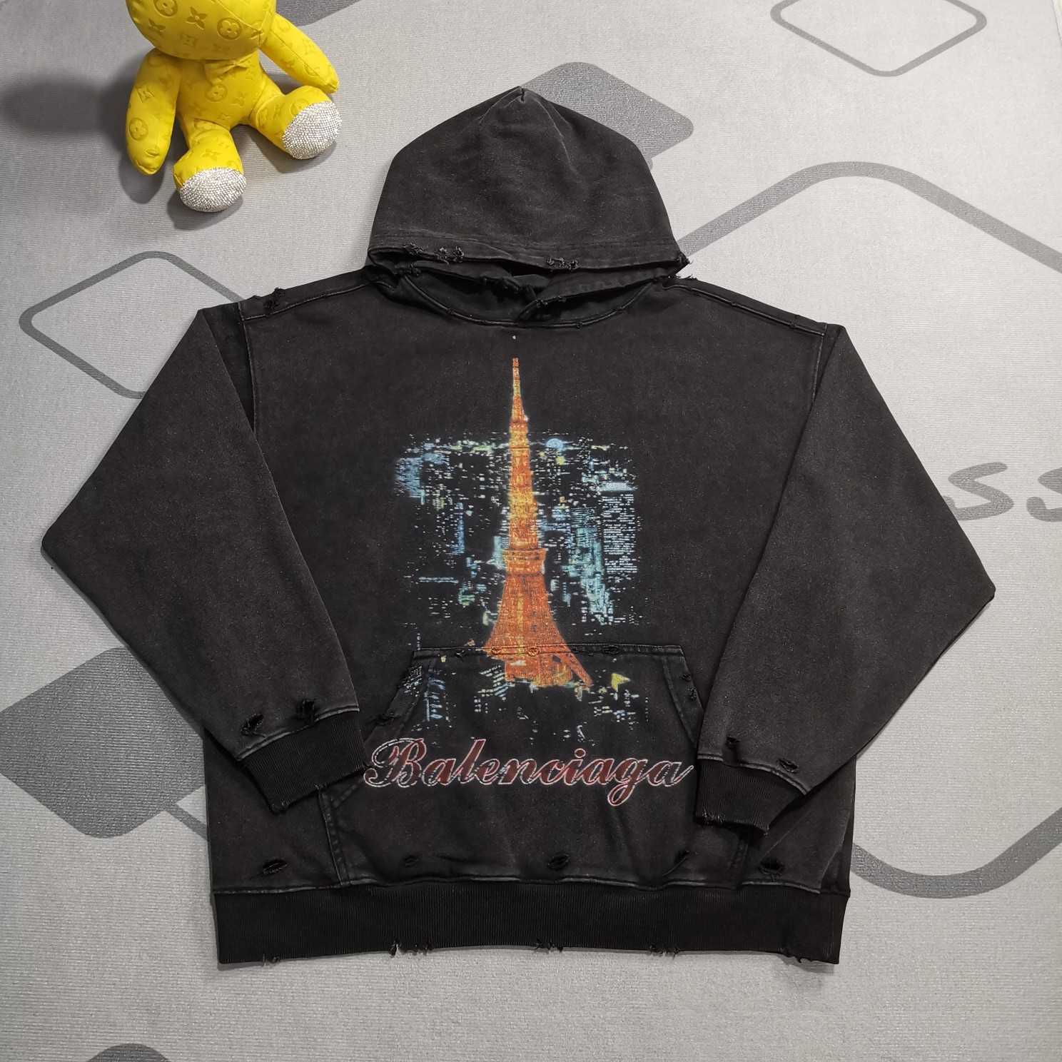 Balenciaga Ginza Store, Tokyo Tower Hoodie - EUR FASHION