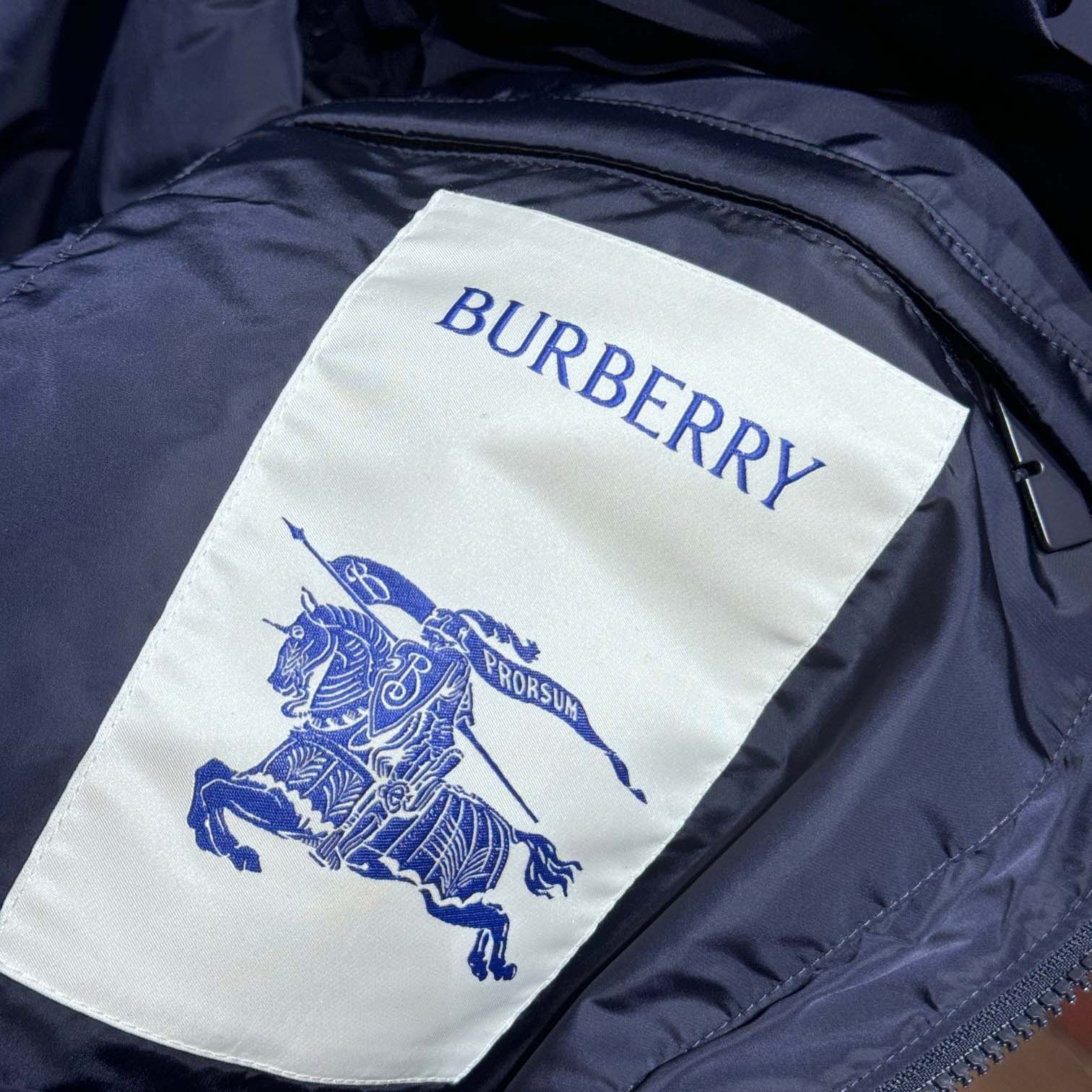 Burberry Detachable Sleeve Nylon Bideford Puffer Jacket - EUR FASHION