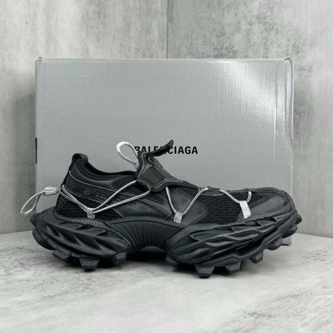 Balenciaga Hike Sneaker In Black  - EUR FASHION