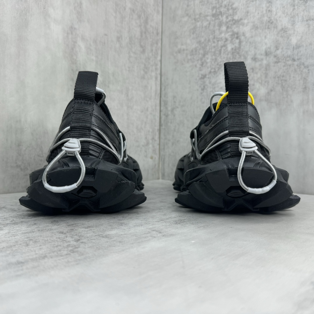 Balenciaga Hike Sneaker In Black  - EUR FASHION