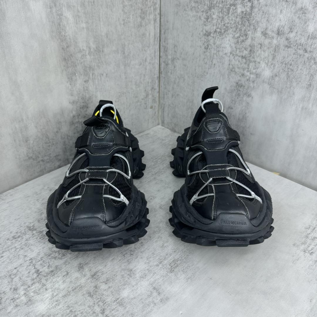 Balenciaga Hike Sneaker In Black  - EUR FASHION