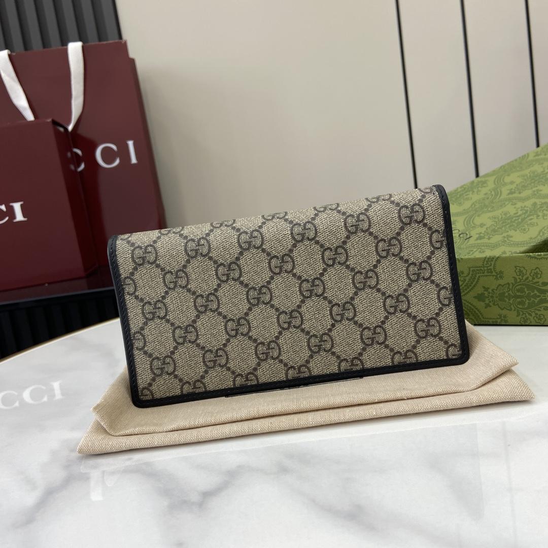 Gucci GG Emblem Continental Wallet   - EUR FASHION